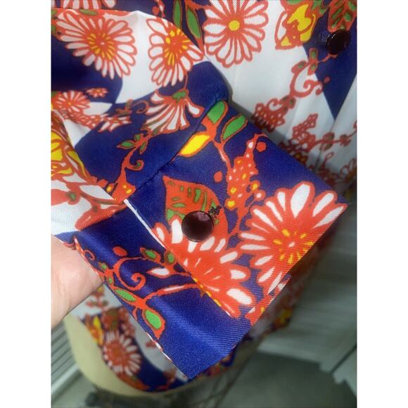 Vintage 70s Lady Arrow Long Sleeve Button Down Floral Poly Blouse Disco Medium - Picture 5 of 8